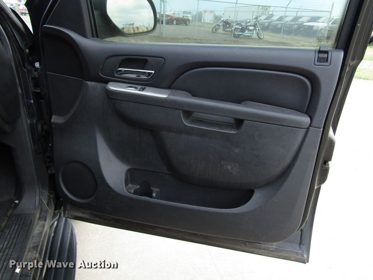 image for item DG8007 2011 Chevrolet Tahoe Police SUV