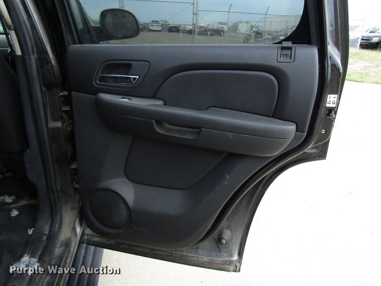 image for item DG8007 2011 Chevrolet Tahoe Police SUV