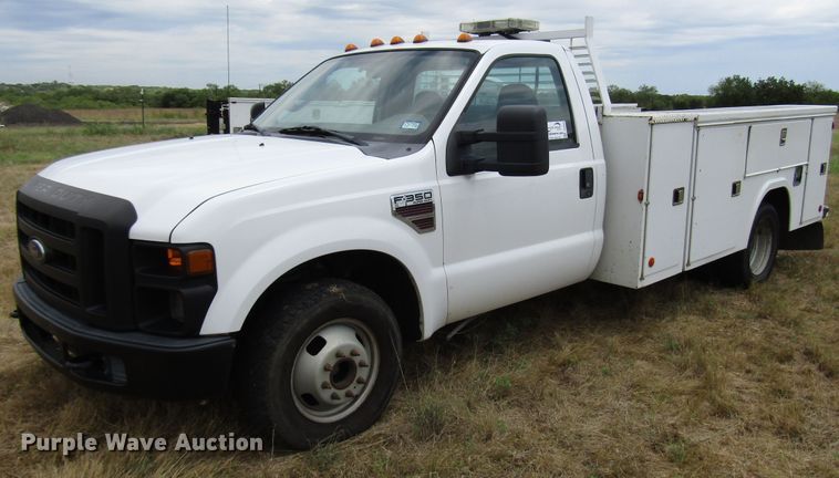 image for item DG8008 2009 Ford F350 Super Duty utility bed pickup truck