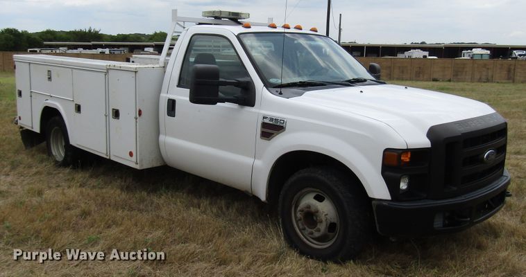 image for item DG8008 2009 Ford F350 Super Duty utility bed pickup truck