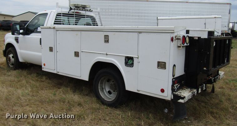 image for item DG8008 2009 Ford F350 Super Duty utility bed pickup truck