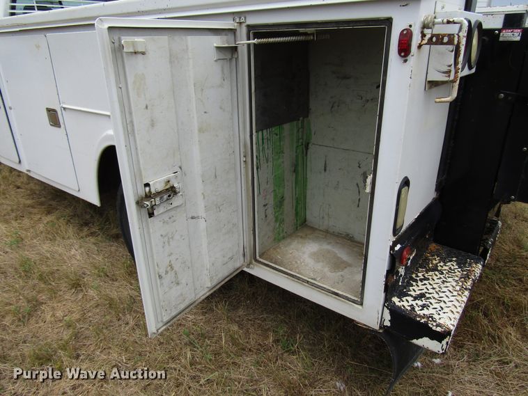 image for item DG8008 2009 Ford F350 Super Duty utility bed pickup truck