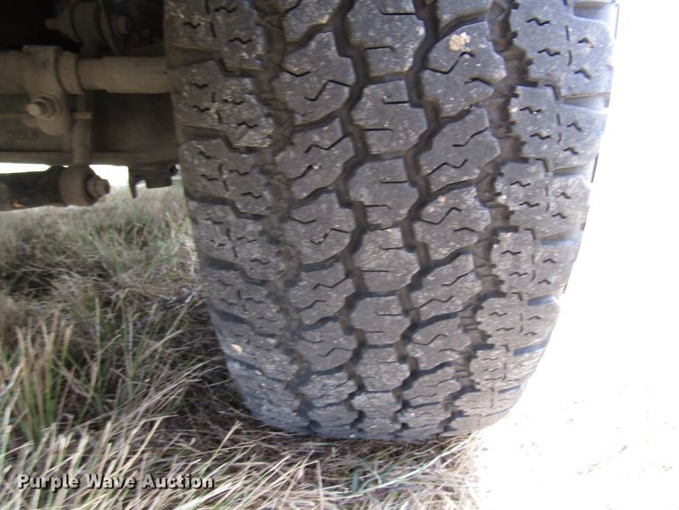 image for item DG8008 2009 Ford F350 Super Duty utility bed pickup truck