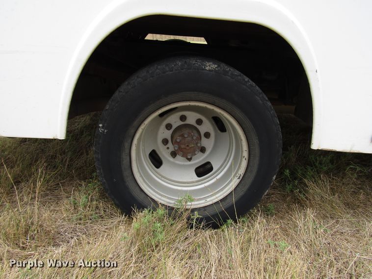 image for item DG8008 2009 Ford F350 Super Duty utility bed pickup truck