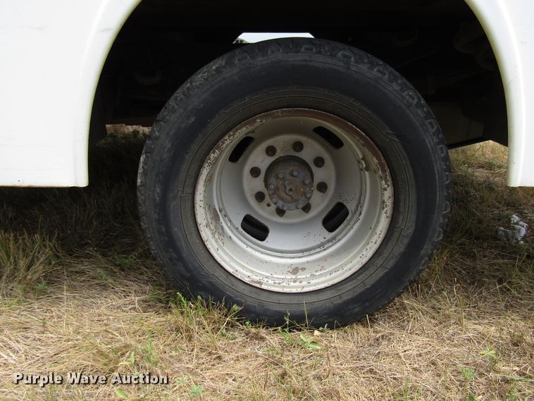 image for item DG8008 2009 Ford F350 Super Duty utility bed pickup truck