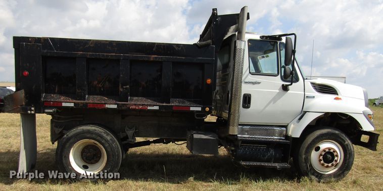 image for item DG8012 2008 International WorkStar 7300 dump truck