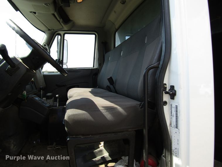 image for item DG8012 2008 International WorkStar 7300 dump truck