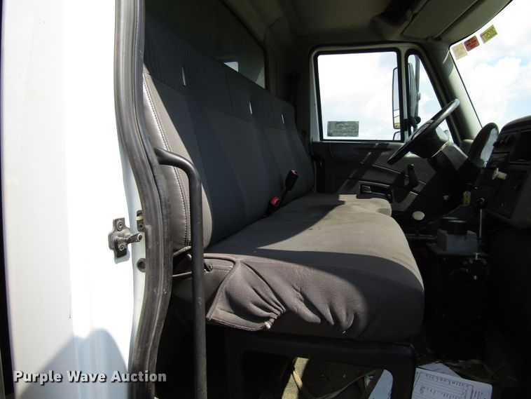 image for item DG8012 2008 International WorkStar 7300 dump truck