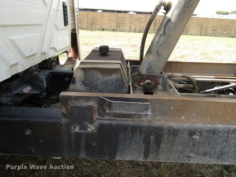 image for item DG8012 2008 International WorkStar 7300 dump truck