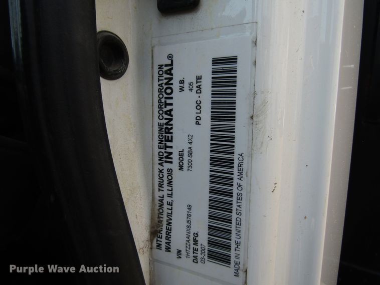 image for item DG8012 2008 International WorkStar 7300 dump truck