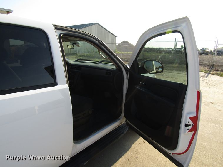 image for item DG8014 2011 Chevrolet Tahoe Police SUV