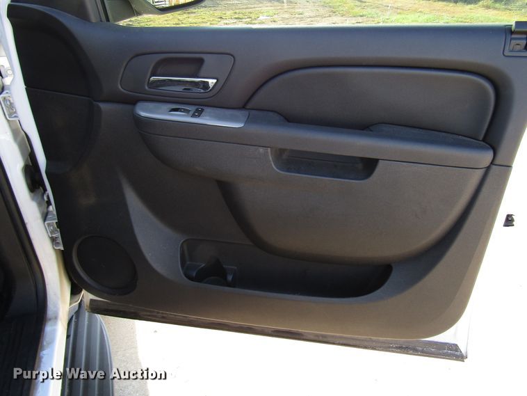 image for item DG8014 2011 Chevrolet Tahoe Police SUV