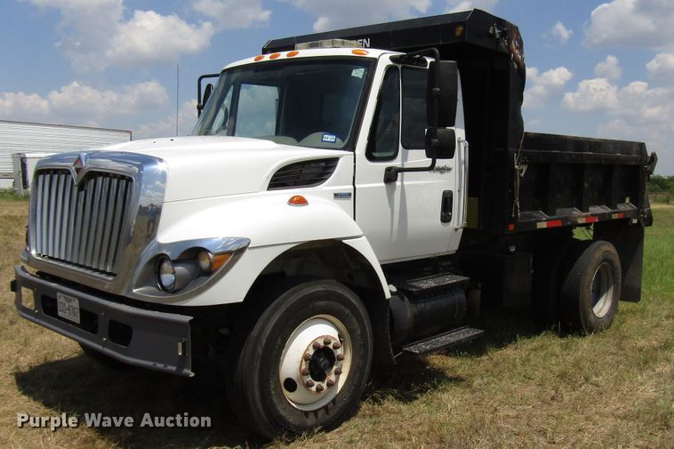 image for item DG8022 2009 International WorkStar 7400 dump truck