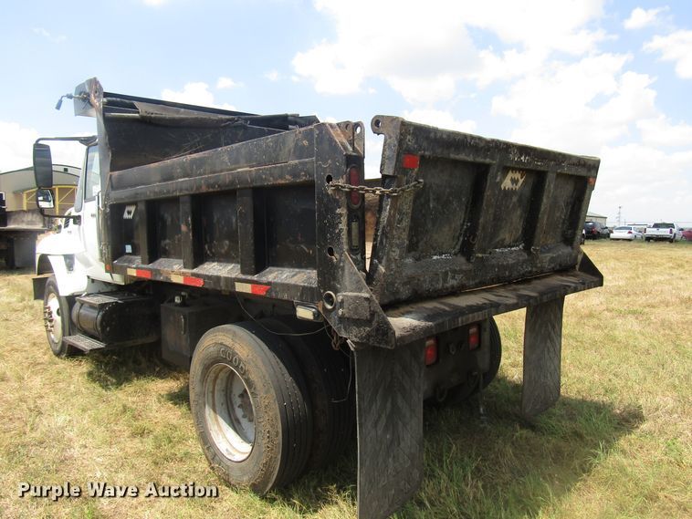 image for item DG8022 2009 International WorkStar 7400 dump truck