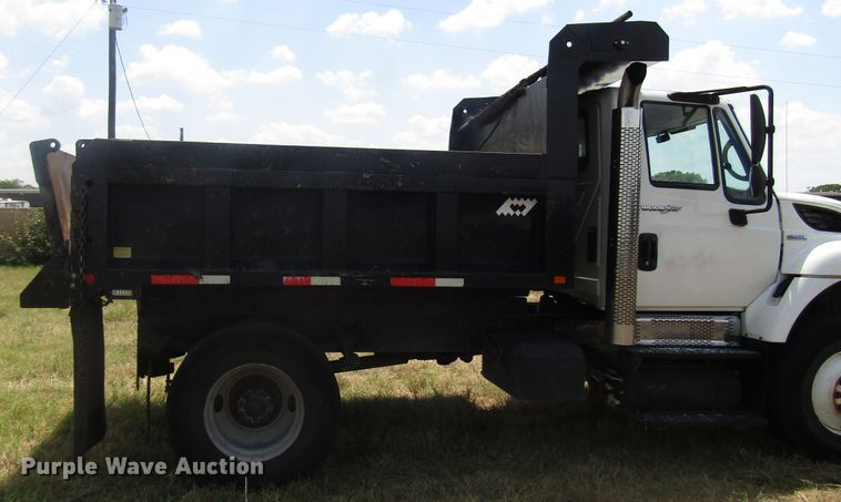image for item DG8022 2009 International WorkStar 7400 dump truck