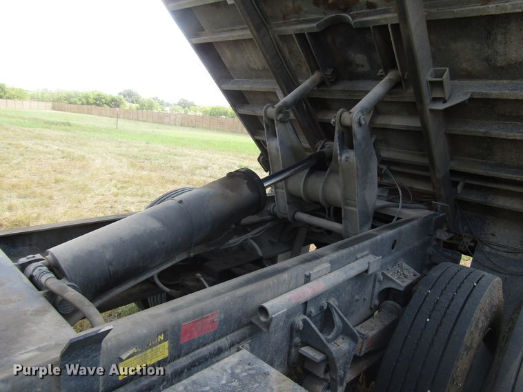 image for item DG8022 2009 International WorkStar 7400 dump truck