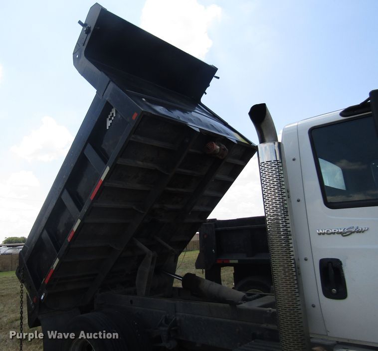 image for item DG8022 2009 International WorkStar 7400 dump truck