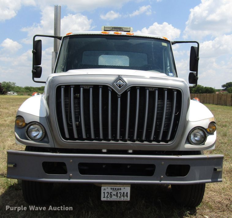 image for item DG8024 2008 International WorkStar 7300 dump truck