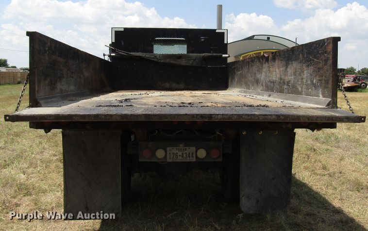 image for item DG8024 2008 International WorkStar 7300 dump truck