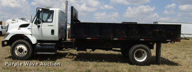 image for item DG8024 2008 International WorkStar 7300 dump truck
