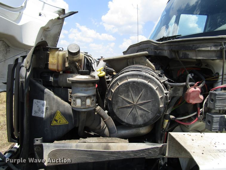 image for item DG8024 2008 International WorkStar 7300 dump truck
