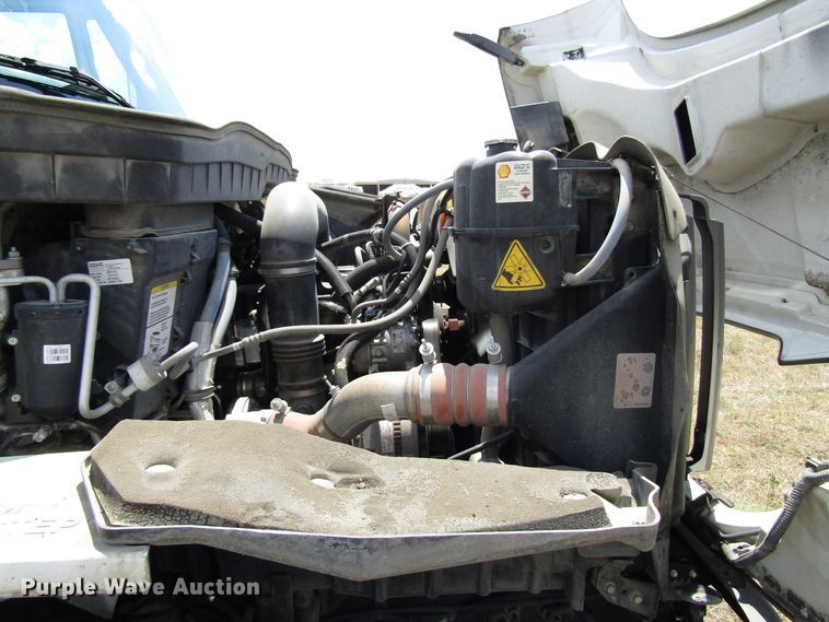 image for item DG8024 2008 International WorkStar 7300 dump truck