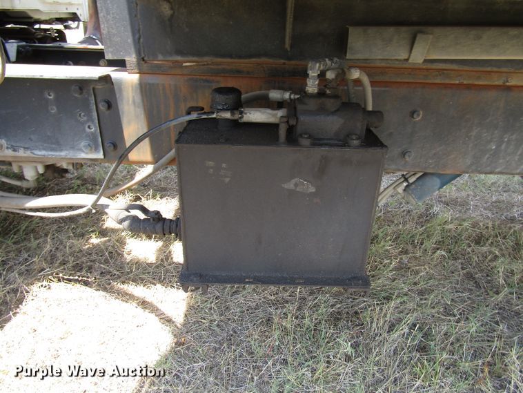 image for item DG8024 2008 International WorkStar 7300 dump truck