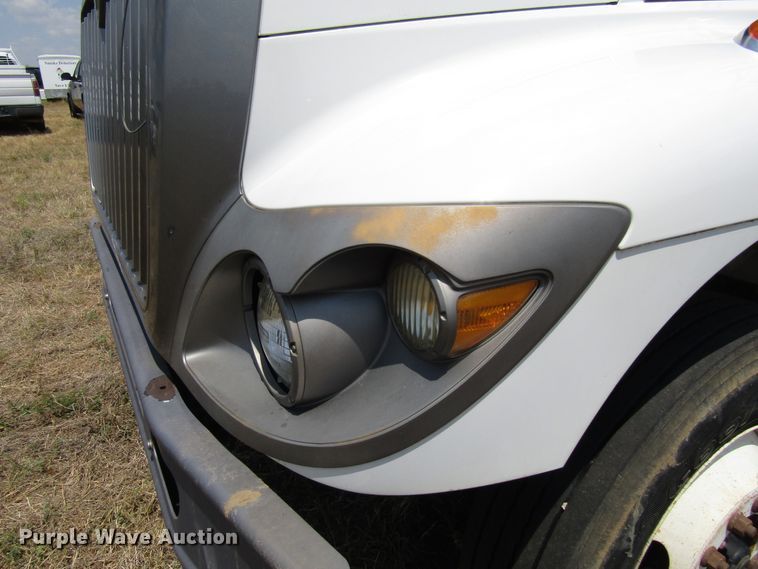 image for item DG8024 2008 International WorkStar 7300 dump truck