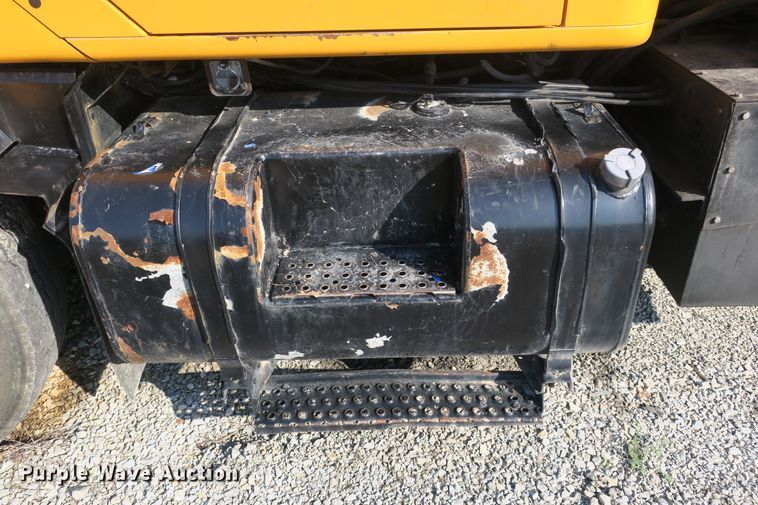 image for item DG8042 2002 International 2554 dump truck