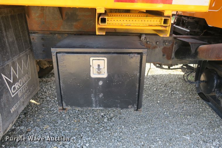 image for item DG8042 2002 International 2554 dump truck