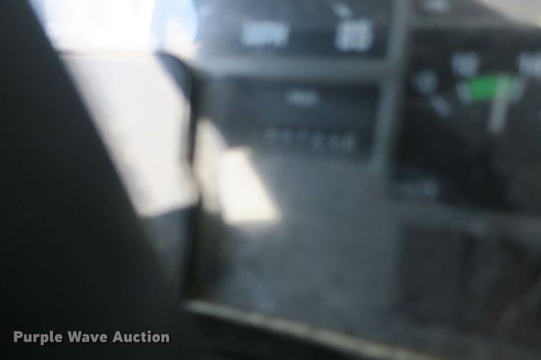 image for item DG8042 2002 International 2554 dump truck