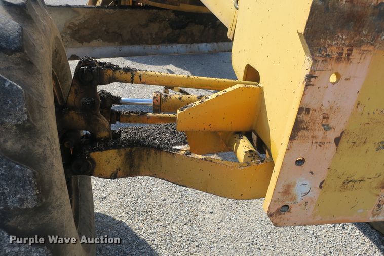 image for item DG8043 1993 Champion 720A motor grader