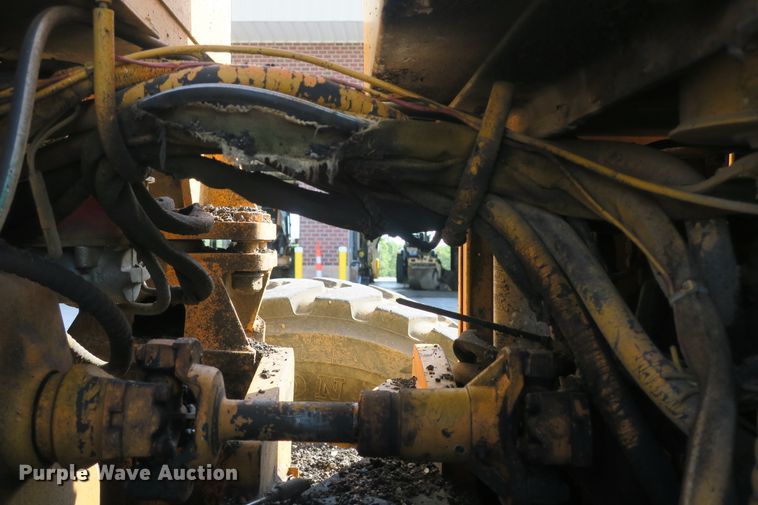 image for item DG8043 1993 Champion 720A motor grader