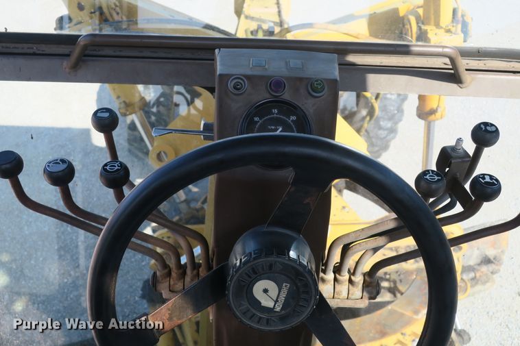 image for item DG8043 1993 Champion 720A motor grader