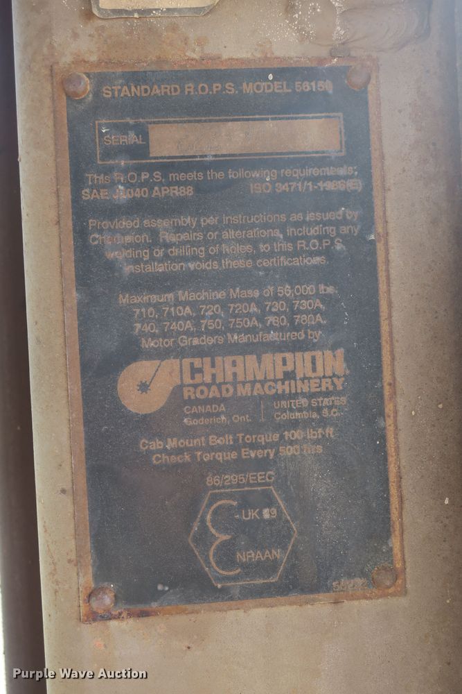 image for item DG8043 1993 Champion 720A motor grader