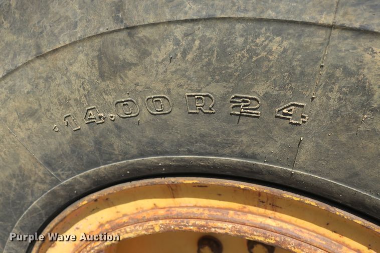 image for item DG8043 1993 Champion 720A motor grader