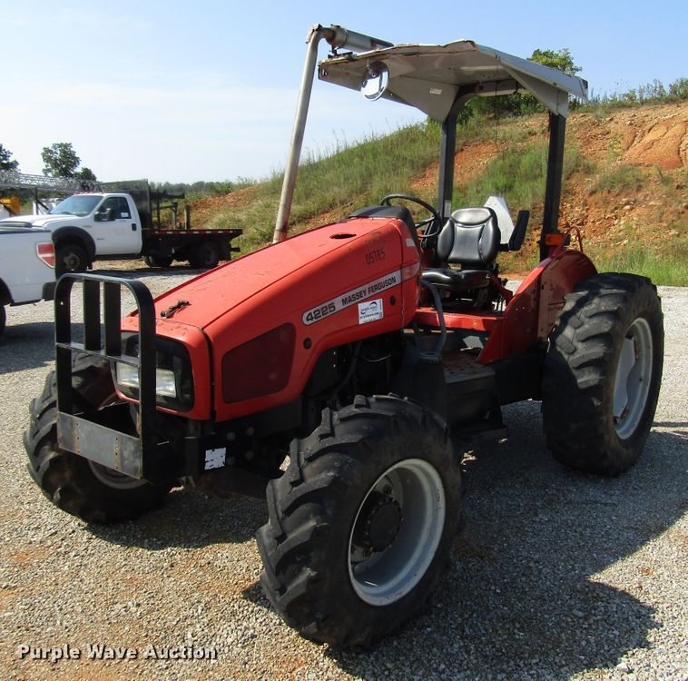 image for item DG8045 2000 Massey Ferguson 4225 MFWD tractor