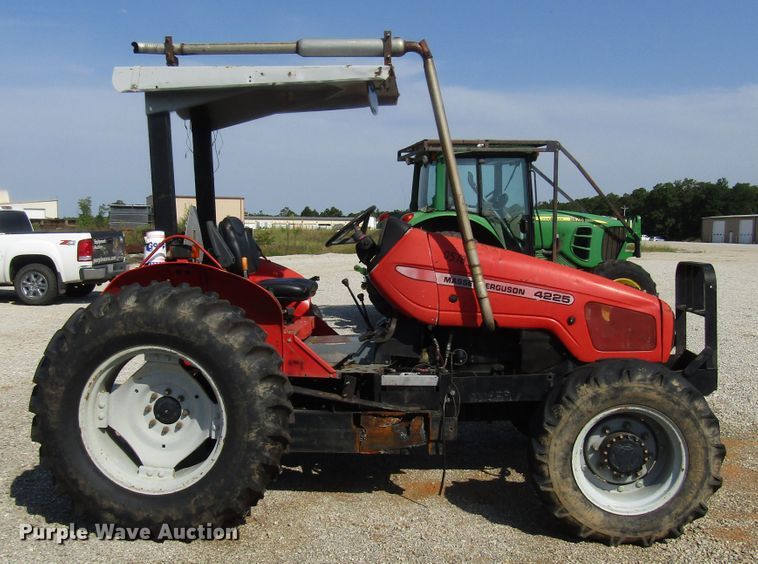 image for item DG8045 2000 Massey Ferguson 4225 MFWD tractor