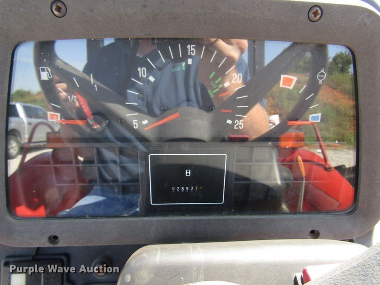 image for item DG8045 2000 Massey Ferguson 4225 MFWD tractor