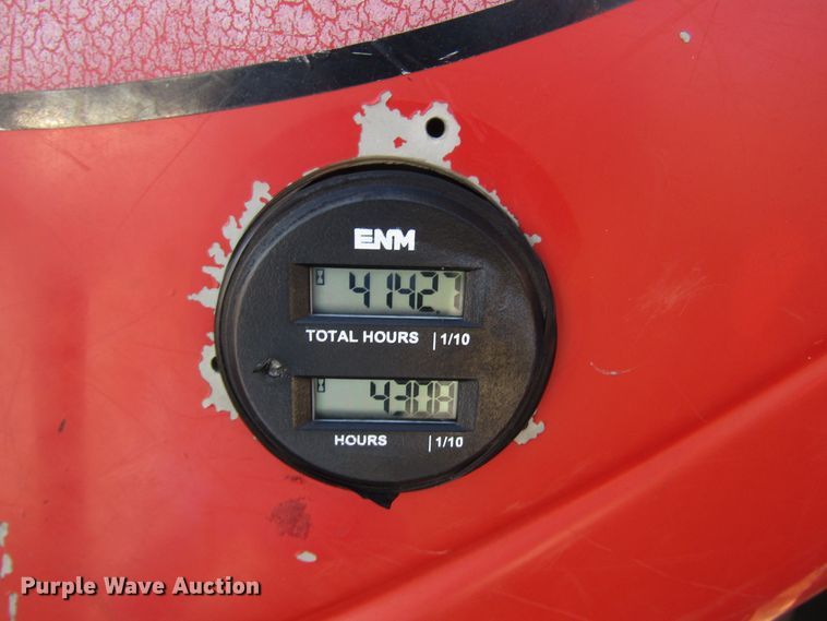 image for item DG8045 2000 Massey Ferguson 4225 MFWD tractor