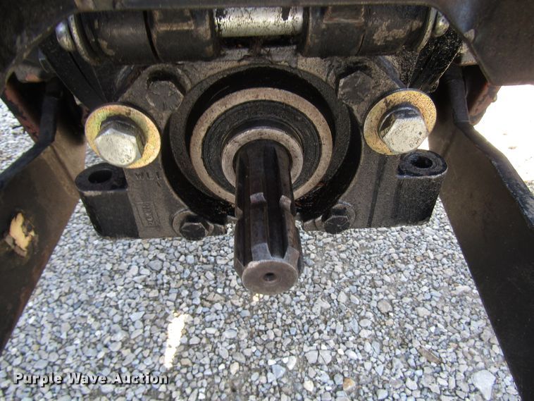 image for item DG8045 2000 Massey Ferguson 4225 MFWD tractor