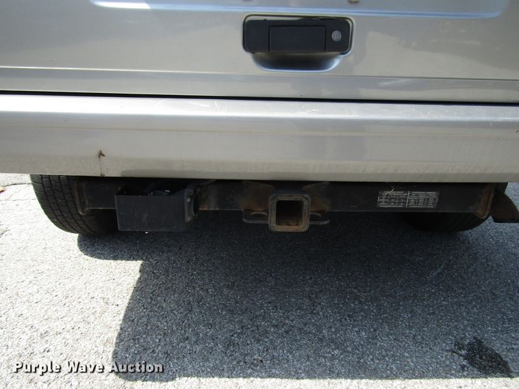 image for item DG8051 2001 Jeep Cherokee SUV