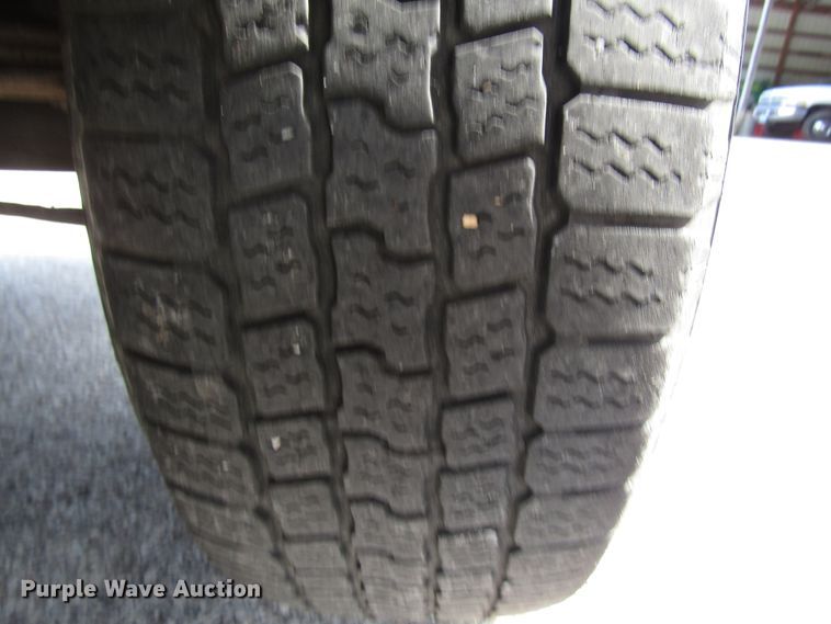 image for item DG8051 2001 Jeep Cherokee SUV