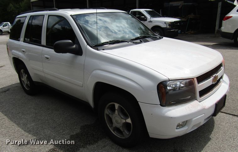 image for item DG8053 2008 Chevrolet TrailBlazer SUV