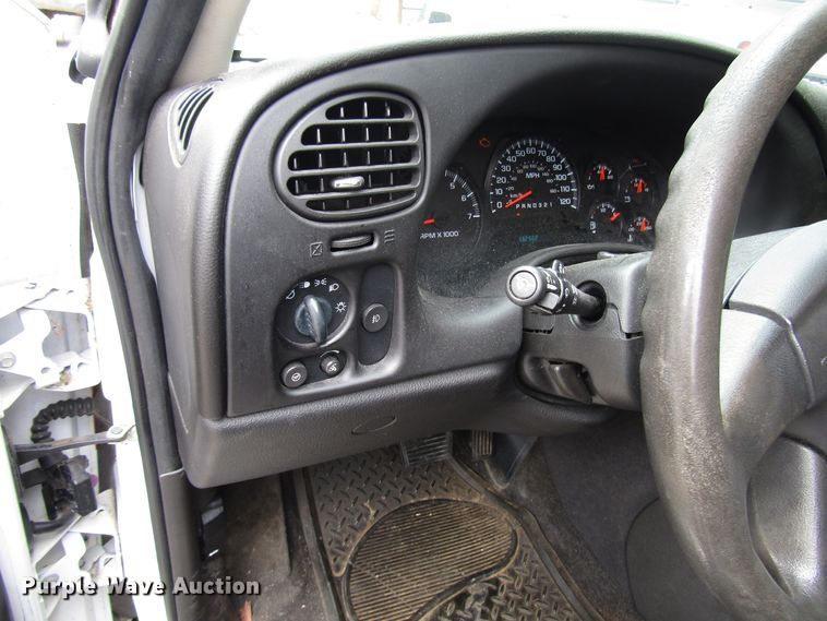 image for item DG8053 2008 Chevrolet TrailBlazer SUV