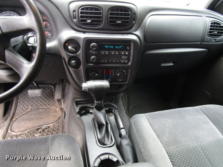 image for item DG8053 2008 Chevrolet TrailBlazer SUV