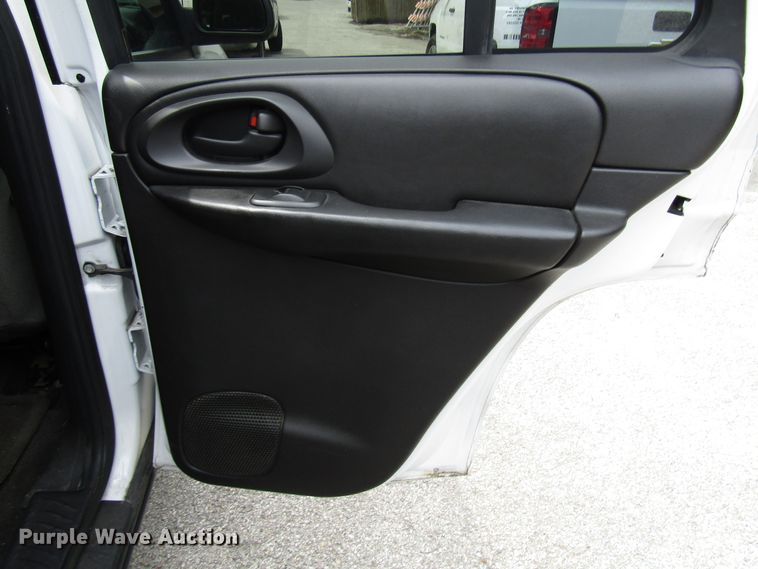 image for item DG8053 2008 Chevrolet TrailBlazer SUV