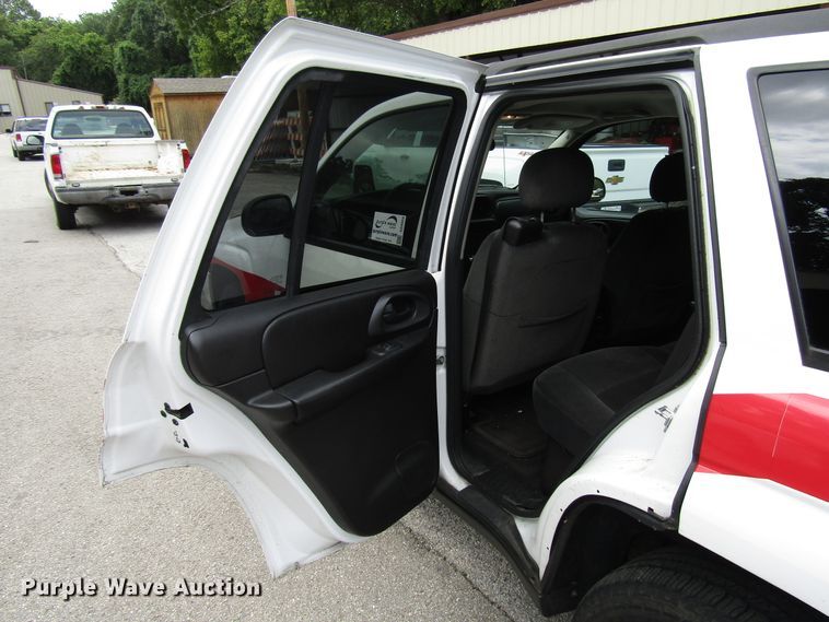 image for item DG8053 2008 Chevrolet TrailBlazer SUV