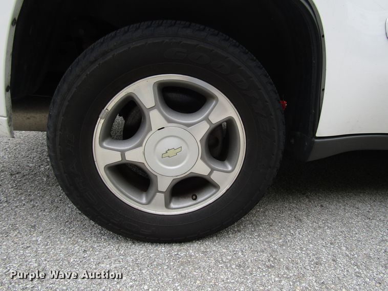 image for item DG8053 2008 Chevrolet TrailBlazer SUV