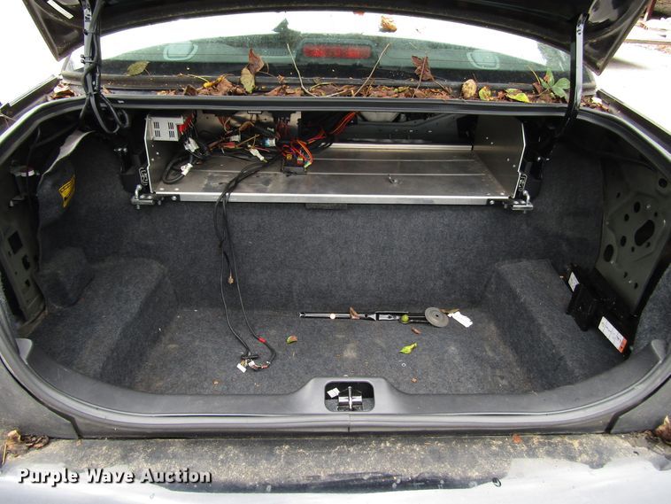 image for item DG8054 2011 Ford Crown Victoria Police Interceptor